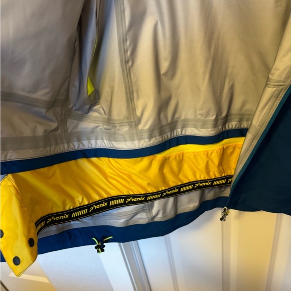 Phonix Ski Shell Jacket - Picture 3 of 9